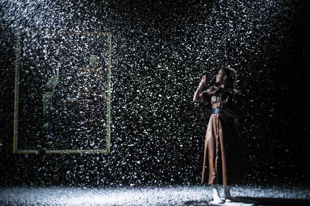 Maria Laura Palmieri interpreta Mary Shelley in FRANKENSTEIN, di Ivonne Capece